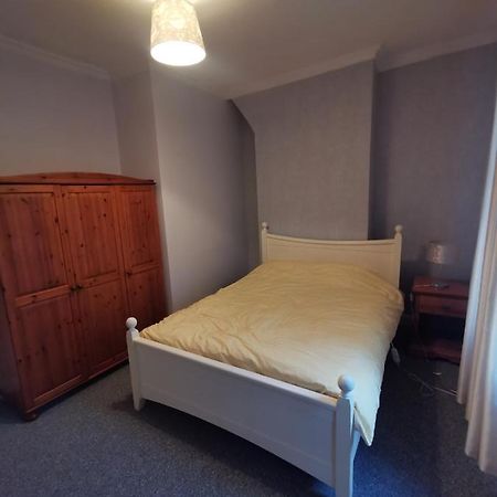 Parkside House 3 Bedroom 2 Bathroom. Parking. 巴罗弗内斯 外观 照片